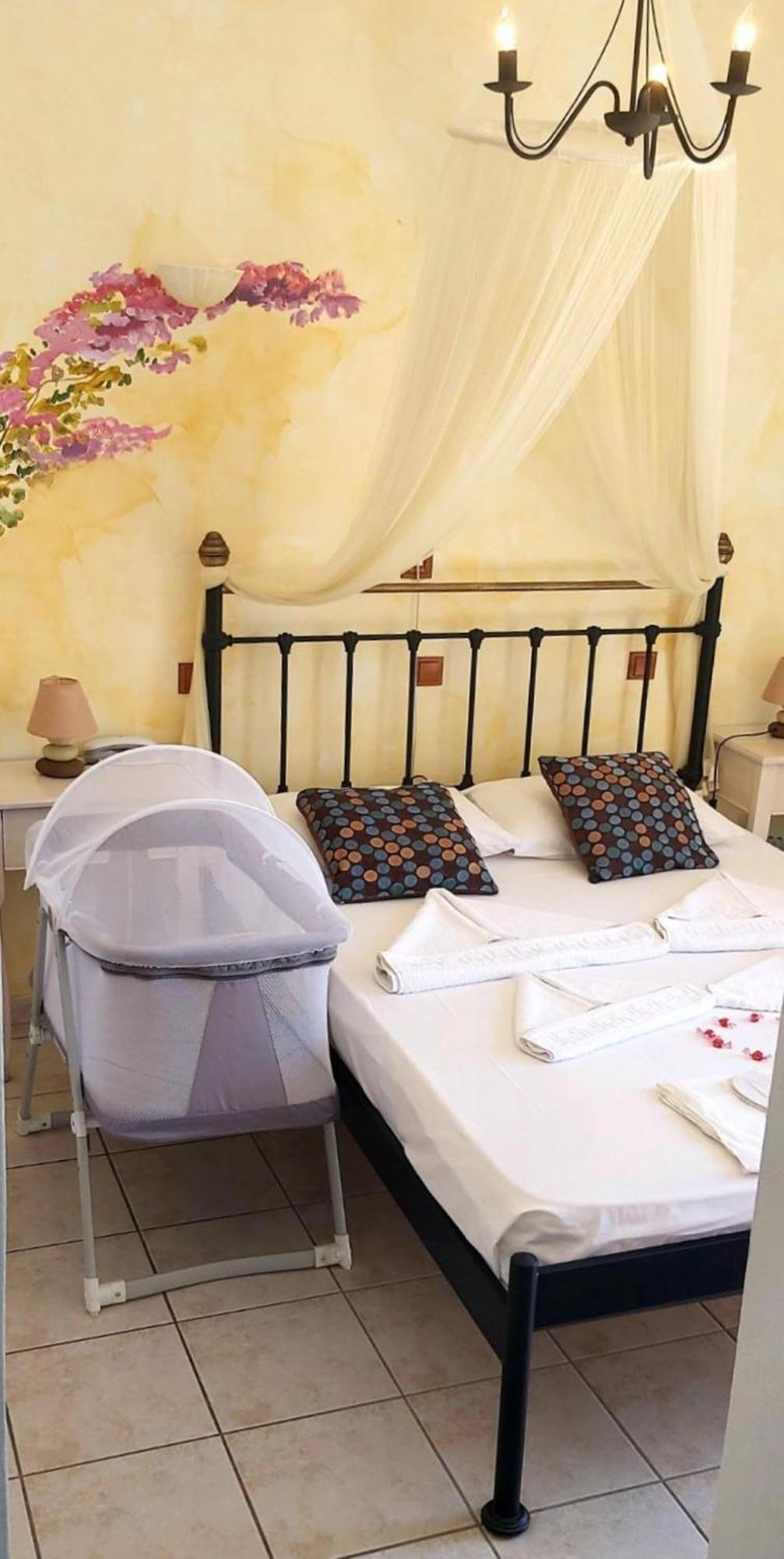 Aphrodite Boutique Hotel Aliki  Exterior photo